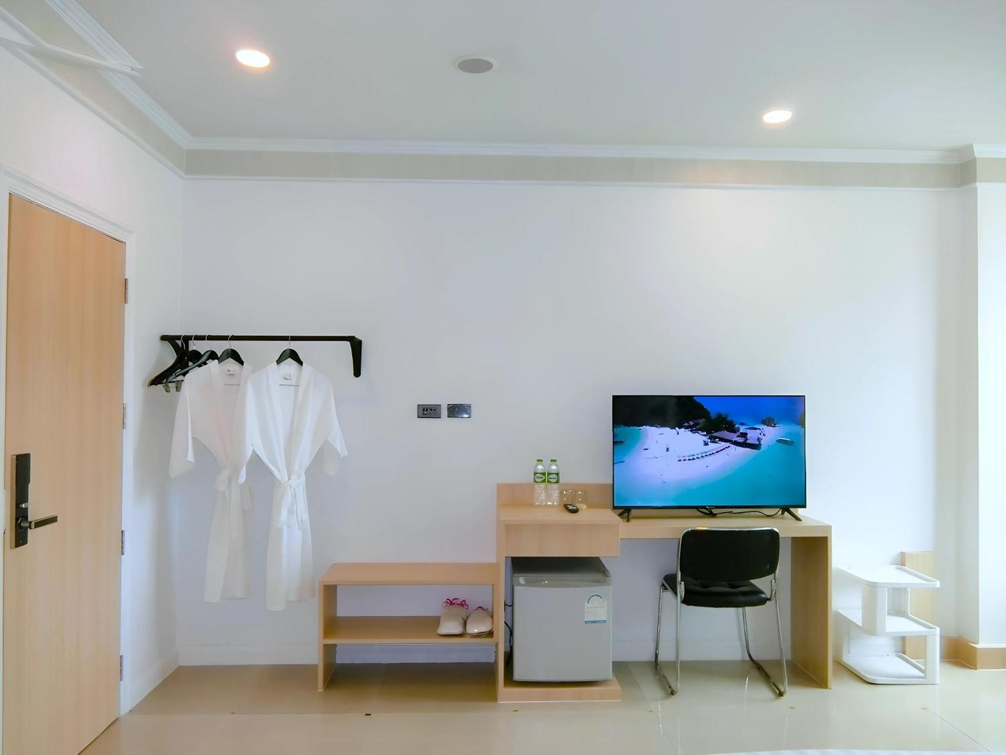 Sira Boutique Residence - Newly Renovated Patong Extérieur photo