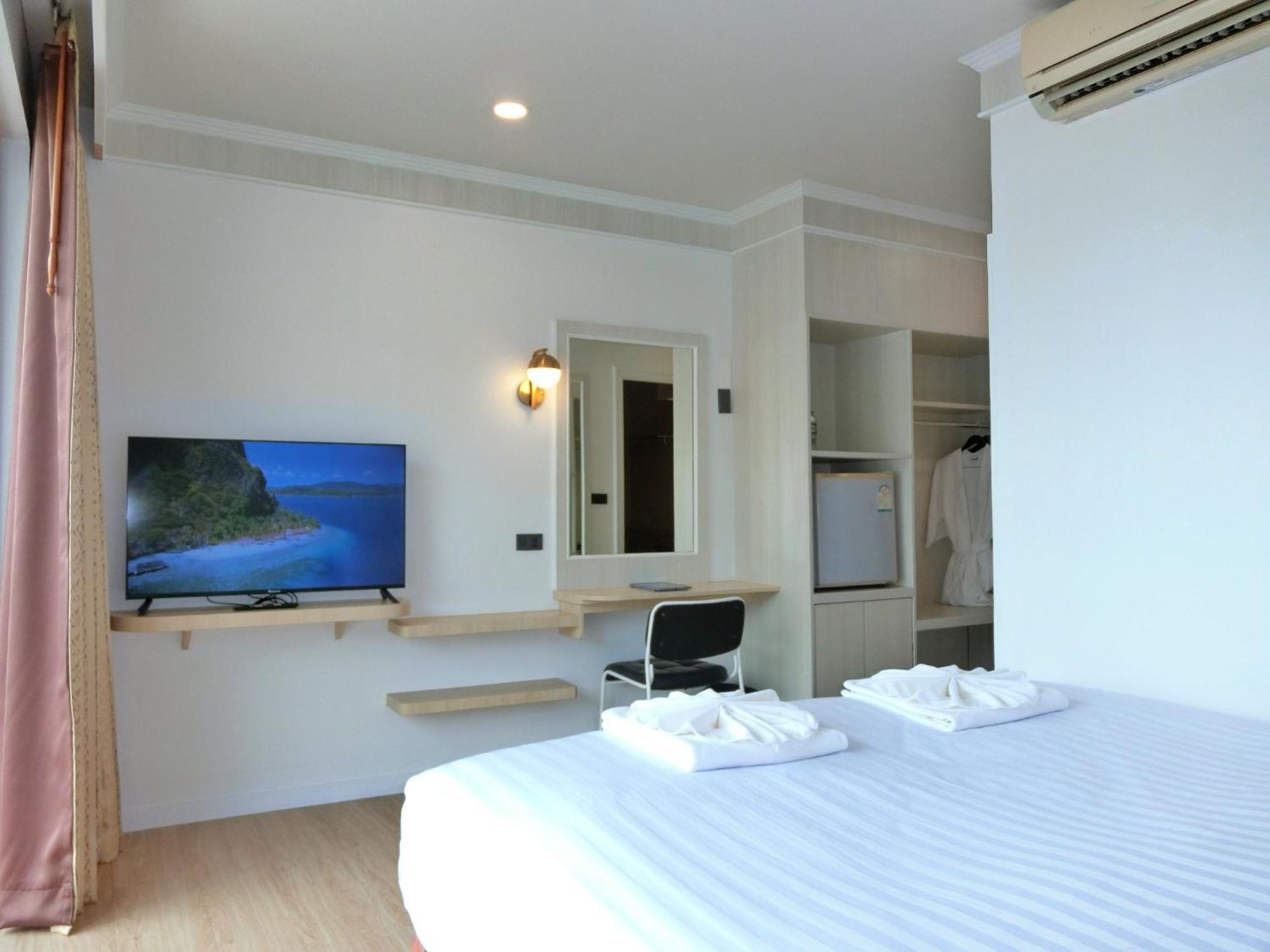 Sira Boutique Residence - Newly Renovated Patong Extérieur photo