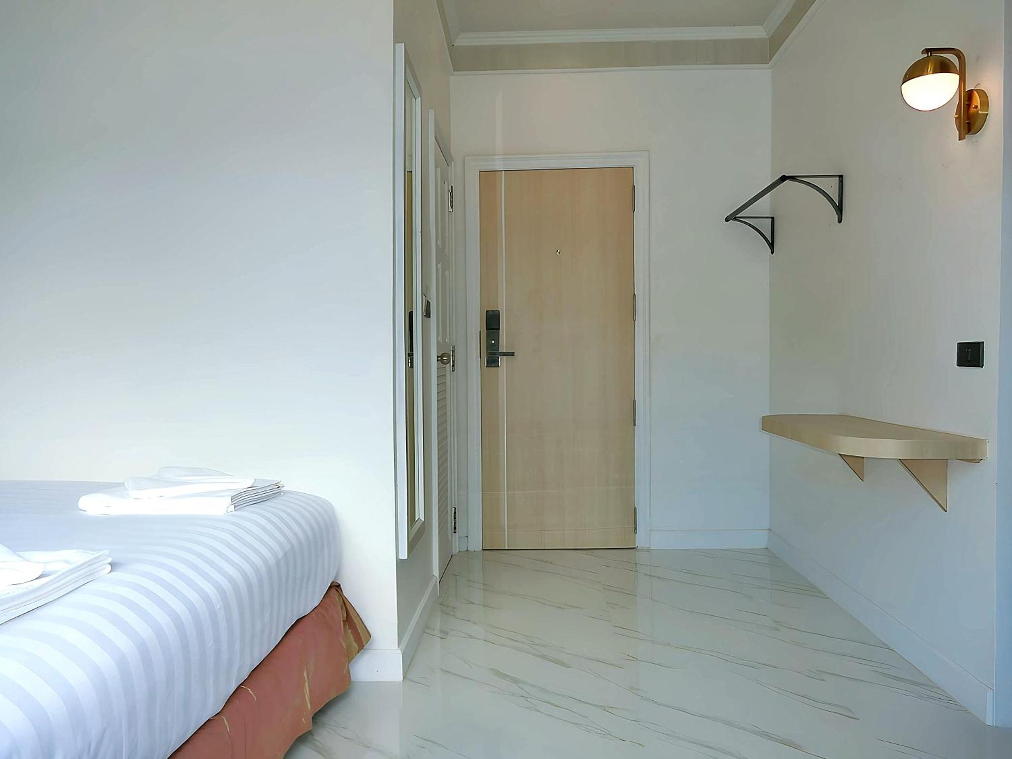 Sira Boutique Residence - Newly Renovated Patong Extérieur photo