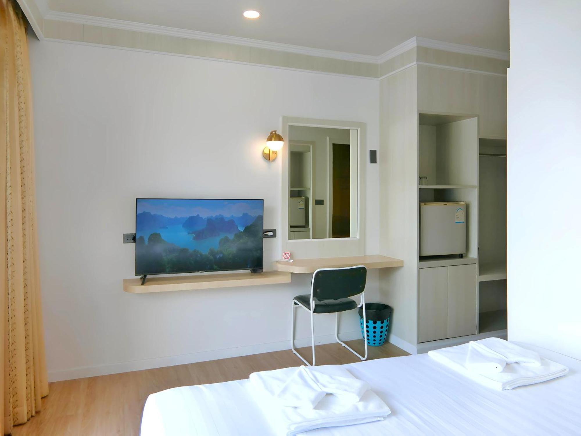 Sira Boutique Residence - Newly Renovated Patong Extérieur photo
