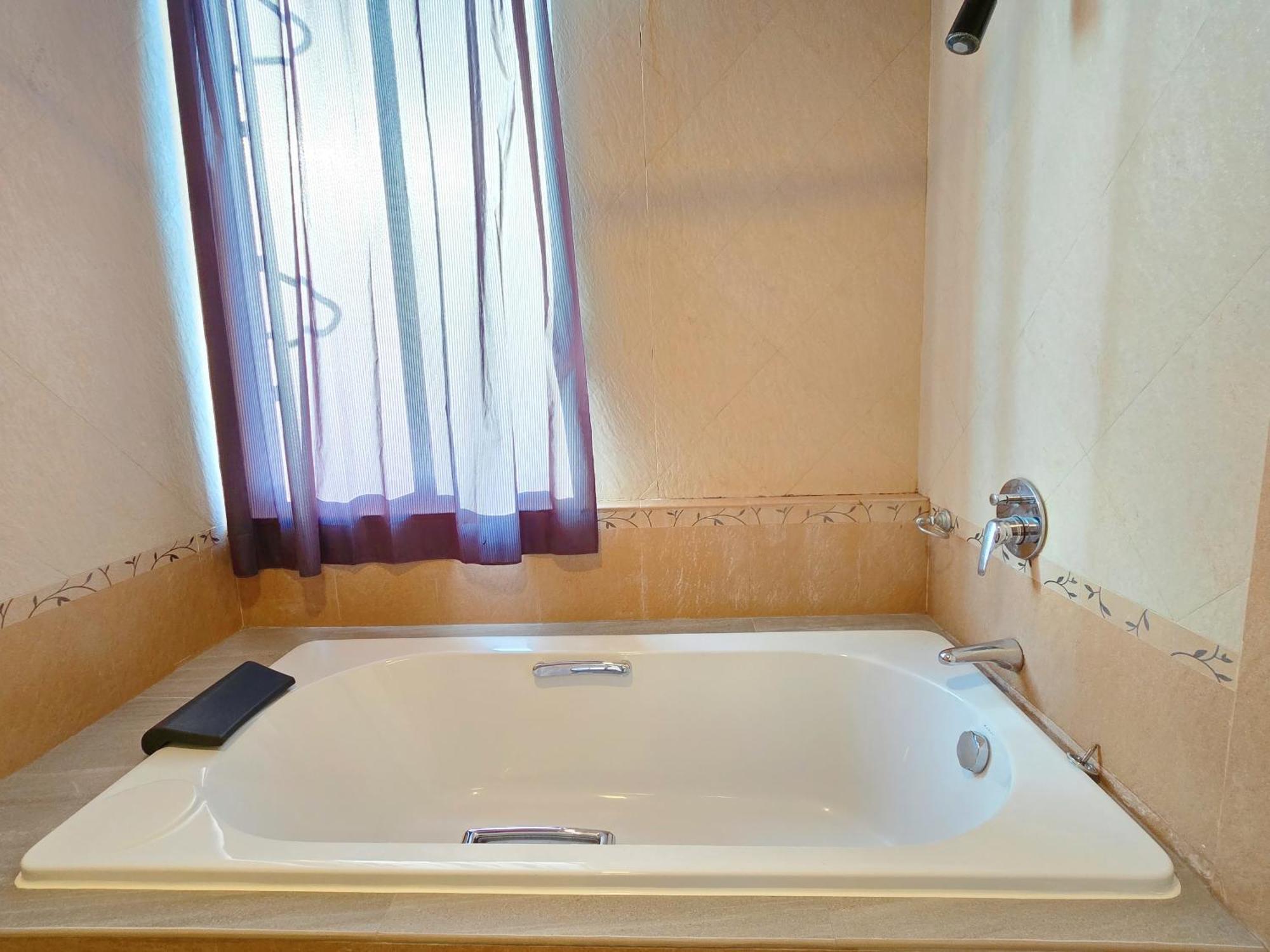 Sira Boutique Residence - Newly Renovated Patong Extérieur photo