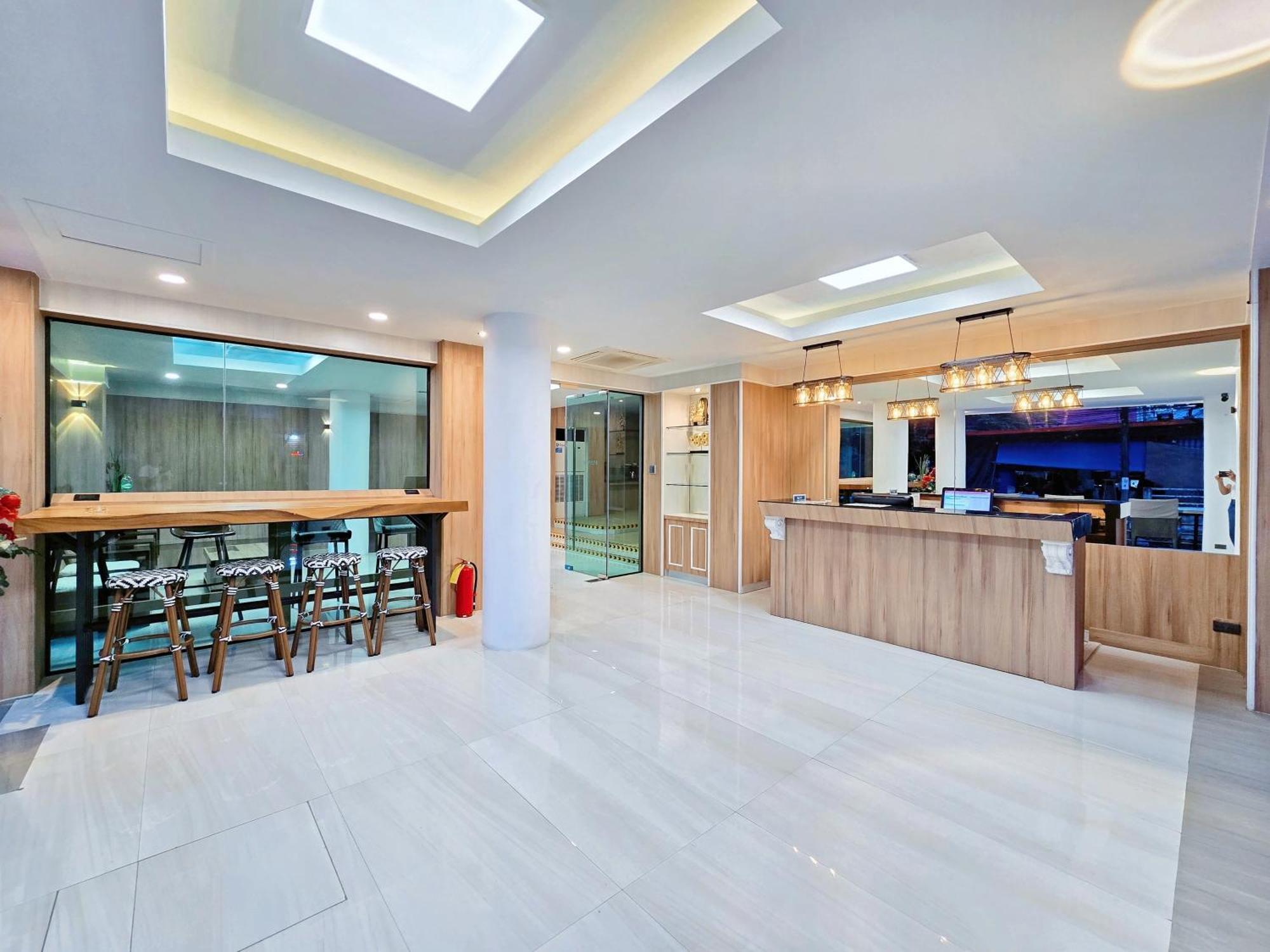 Sira Boutique Residence - Newly Renovated Patong Extérieur photo