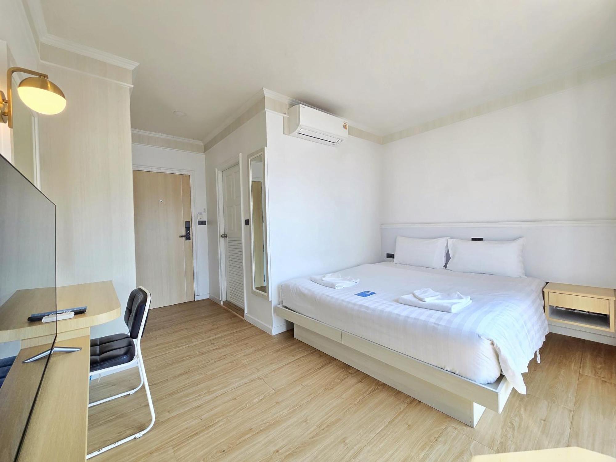Sira Boutique Residence - Newly Renovated Patong Extérieur photo